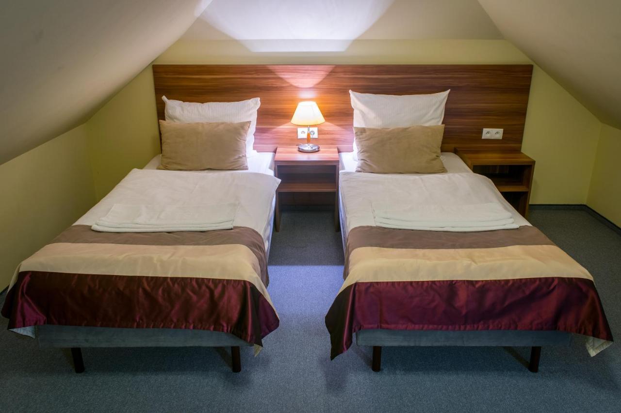 Zajazd U Dziadka Opole Extérieur photo